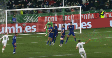 拉瑞安回应《神界》黄暴PV争议：和你看的成人剧没区别