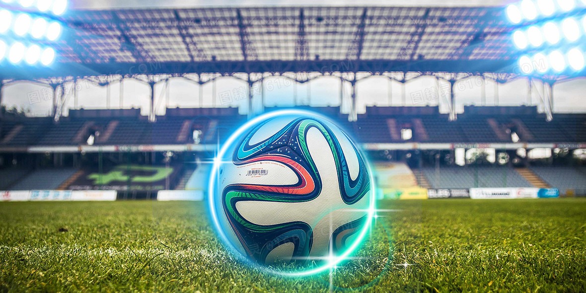 郎平夫妇跨年夜现身洛杉矶中餐厅 与亲朋好友相聚眉眼间满是轻松自在